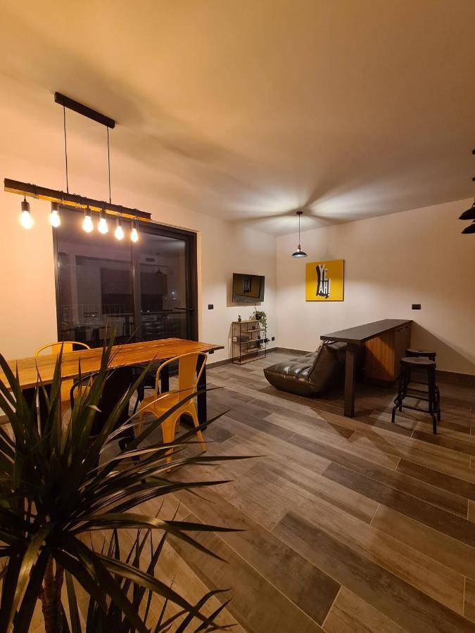 Yellow Uptown 70 - Fiera Milano Pero Exterior photo