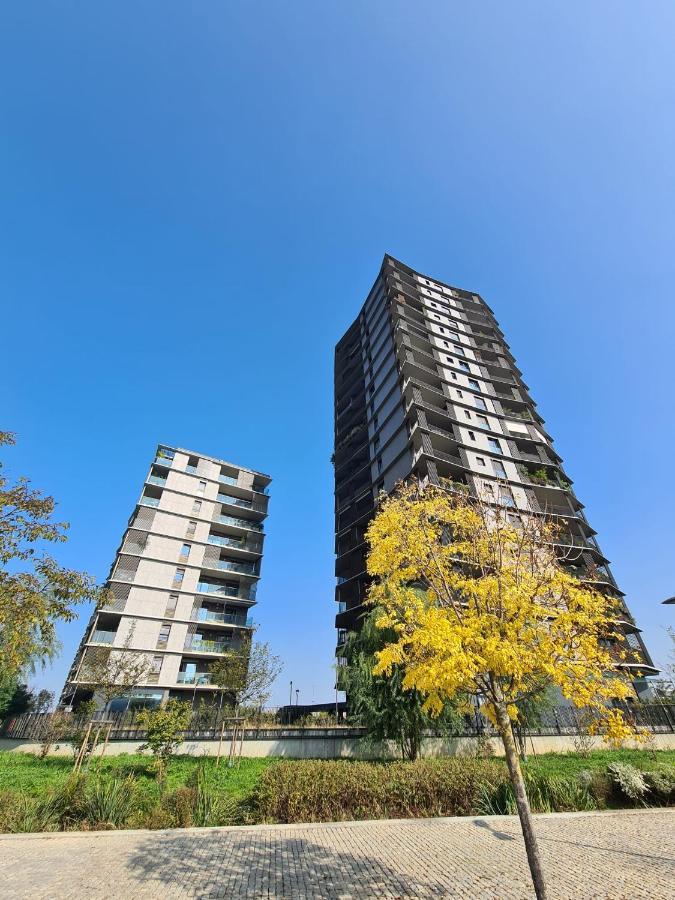 Yellow Uptown 70 - Fiera Milano Pero Exterior photo